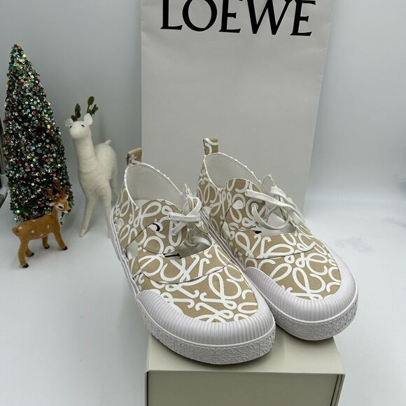 Men’s Loewe canvas, low top sneakers size 44 made in Spain - Picture 10 of 10
